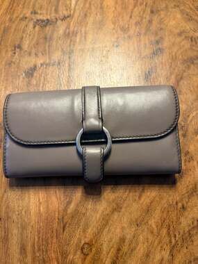 Michael Kors Quincy Large Carryall Leather Wallet in Cinder